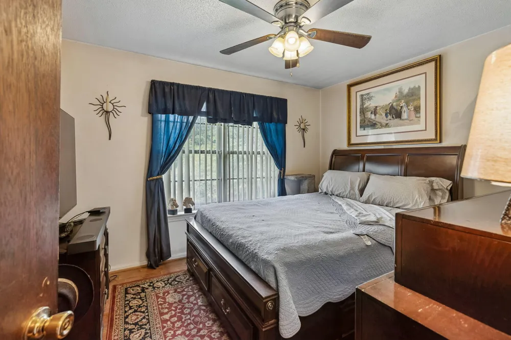6933 Barter Drive Harrison, TN 37341