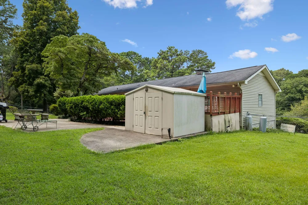 6933 Barter Drive Harrison, TN 37341