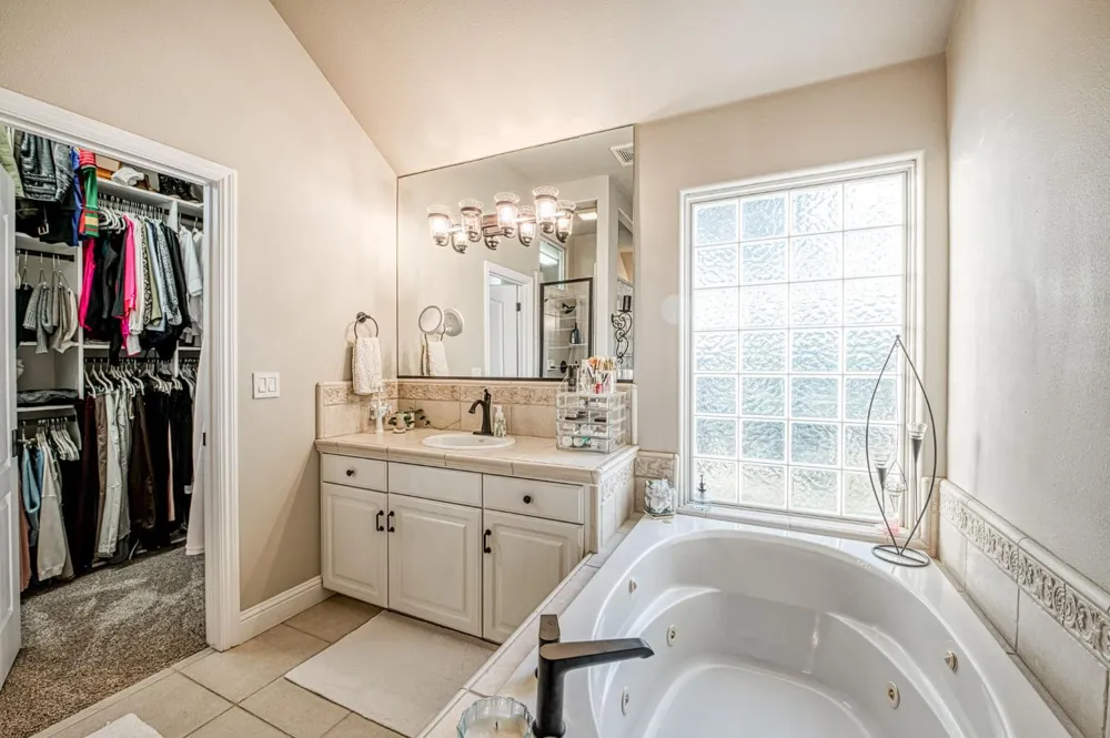 15640 Friant Road Friant, CA 93626