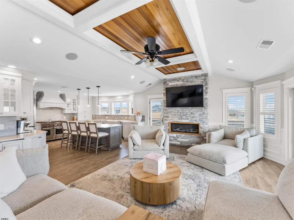 401 W BRIGANTINE Ave Brigantine, NJ 08203