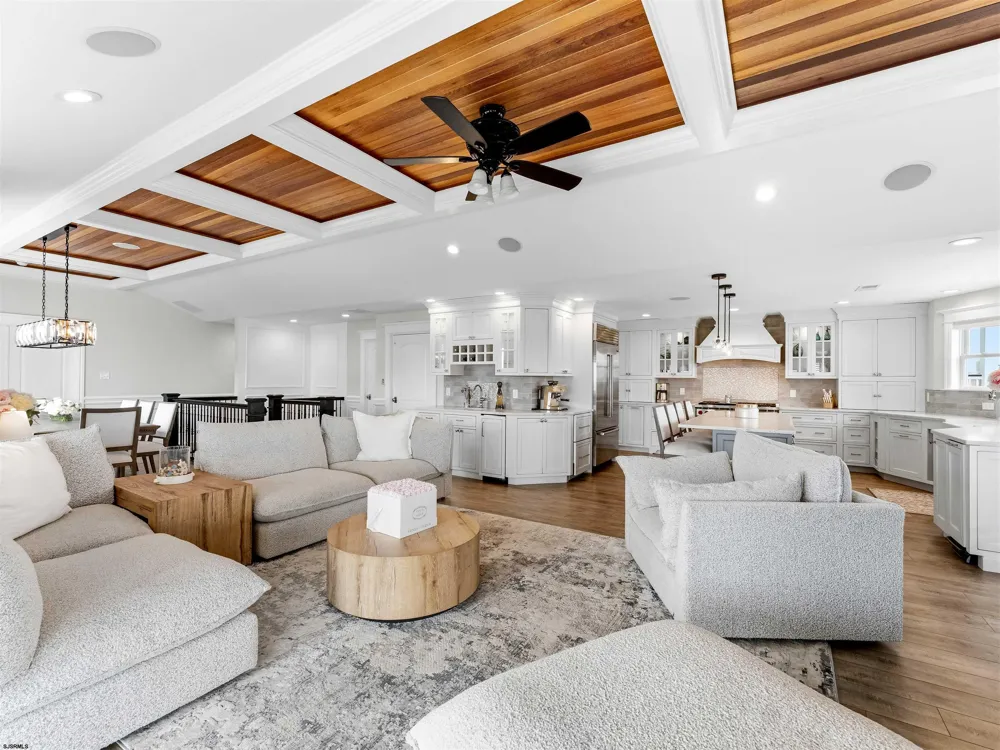 401 W BRIGANTINE Ave Brigantine, NJ 08203