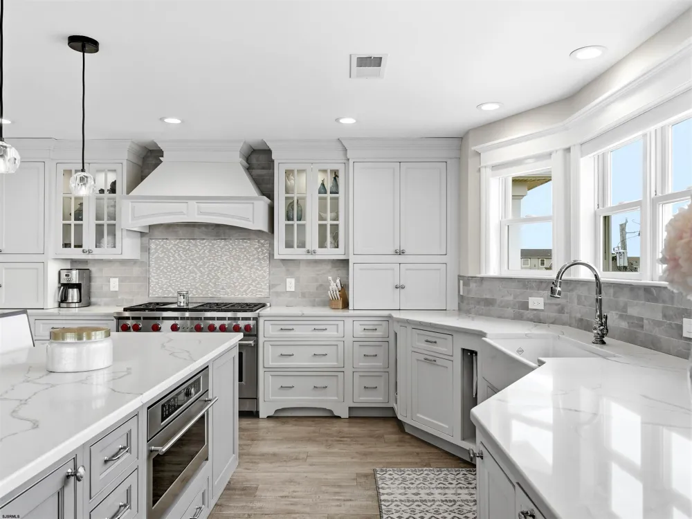 401 W BRIGANTINE Ave Brigantine, NJ 08203