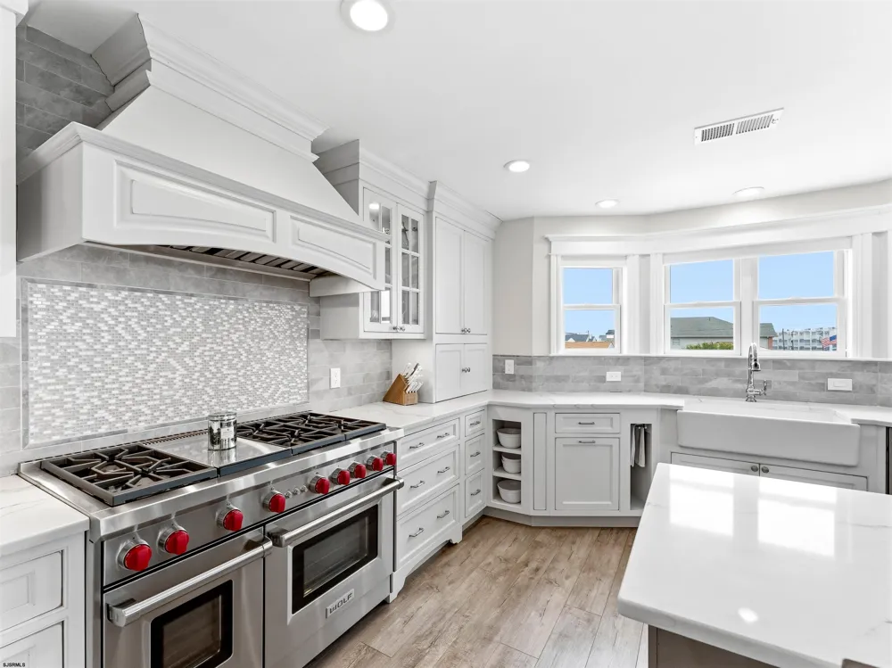 401 W BRIGANTINE Ave Brigantine, NJ 08203