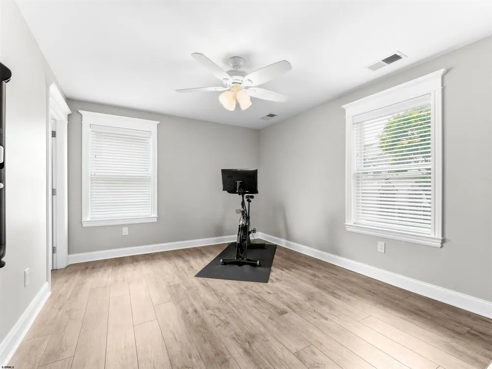 401 W BRIGANTINE Ave Brigantine, NJ 08203