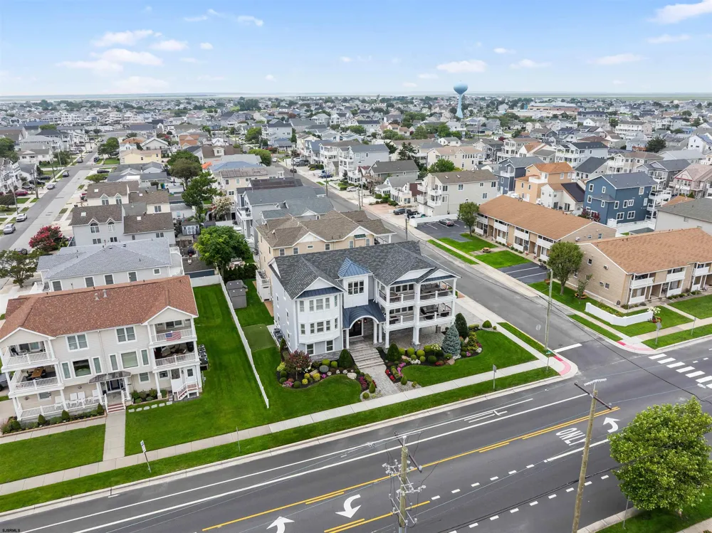 401 W BRIGANTINE Ave Brigantine, NJ 08203