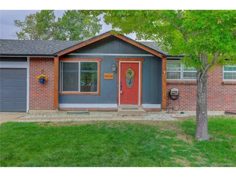 8939 W 91st Place