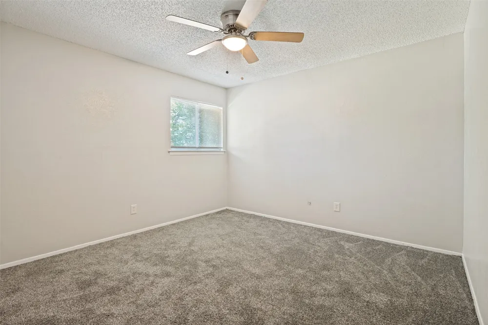 203 Trinidad Drive Grand Prairie, TX 75052