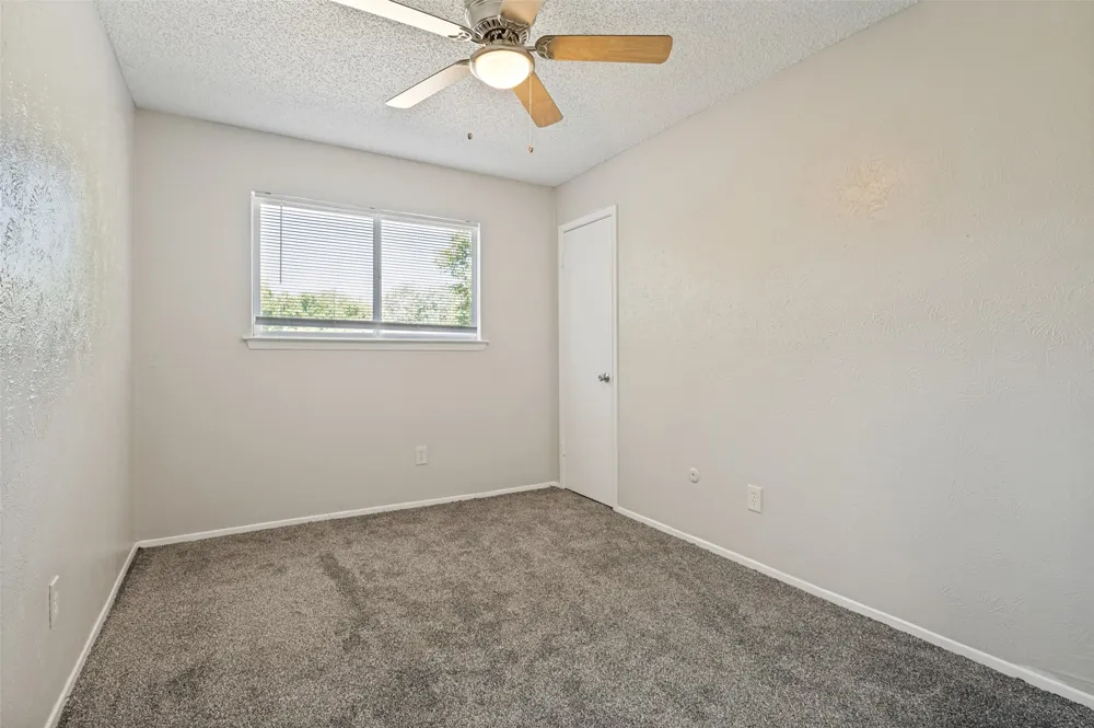 203 Trinidad Drive Grand Prairie, TX 75052
