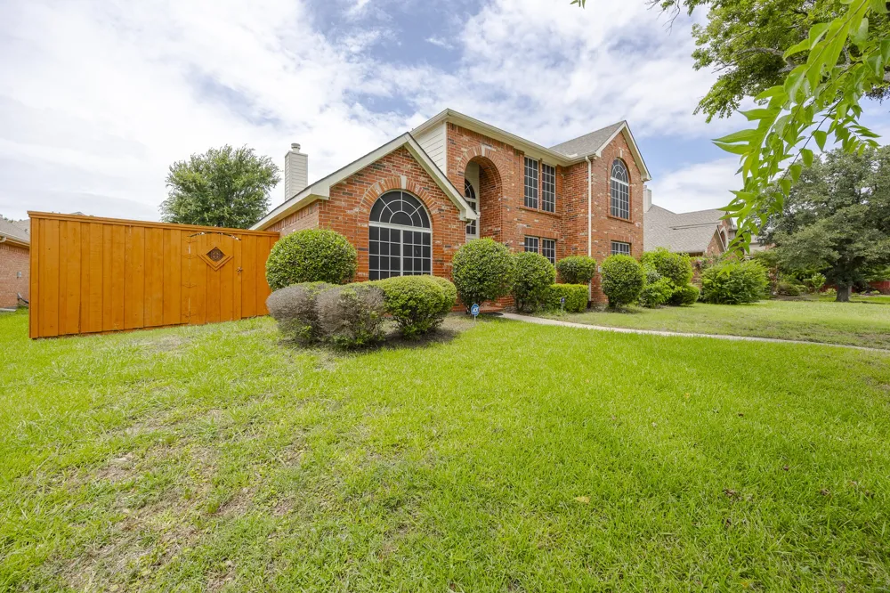 3103 Kingsbury Drive Richardson, TX 75082