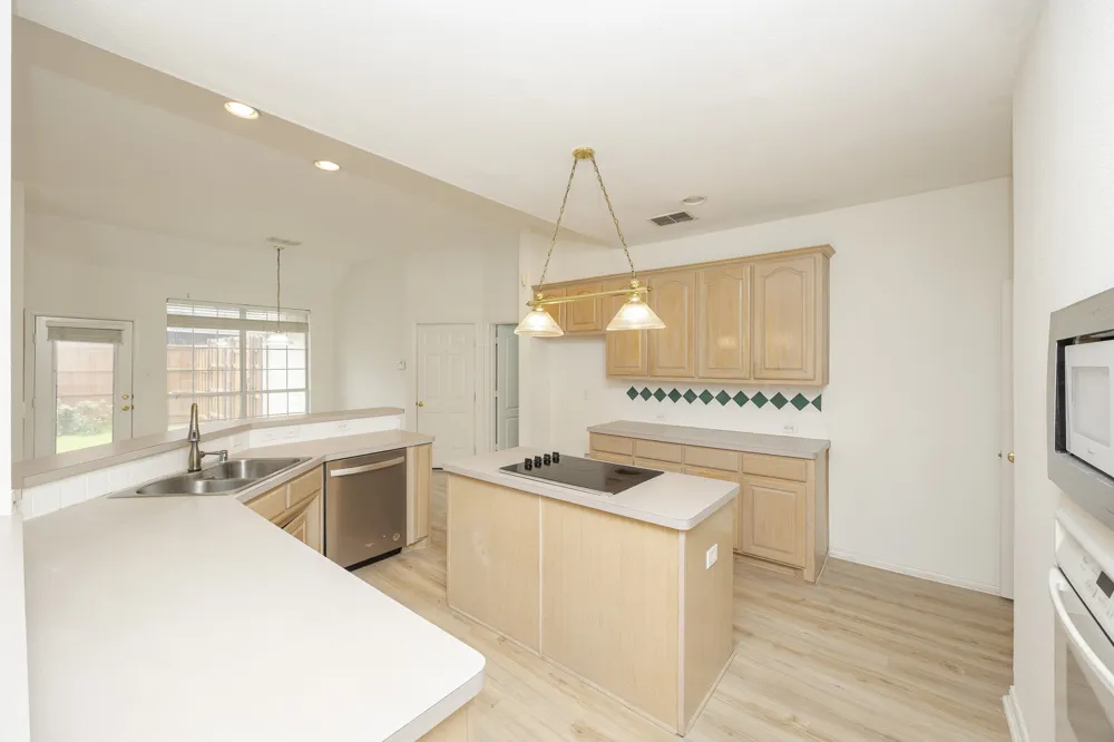 3103 Kingsbury Drive Richardson, TX 75082