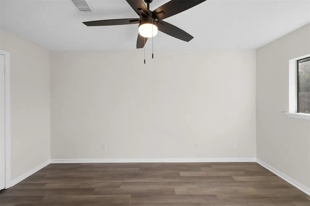 1000 Laredo Court College Station, TX 77845
