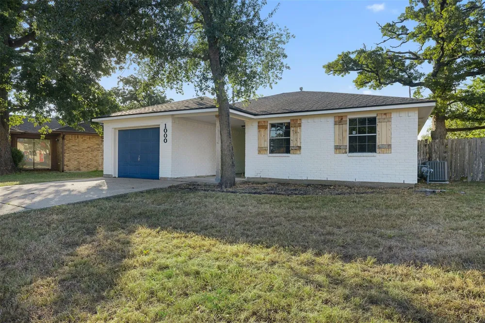 1000 Laredo Court College Station, TX 77845