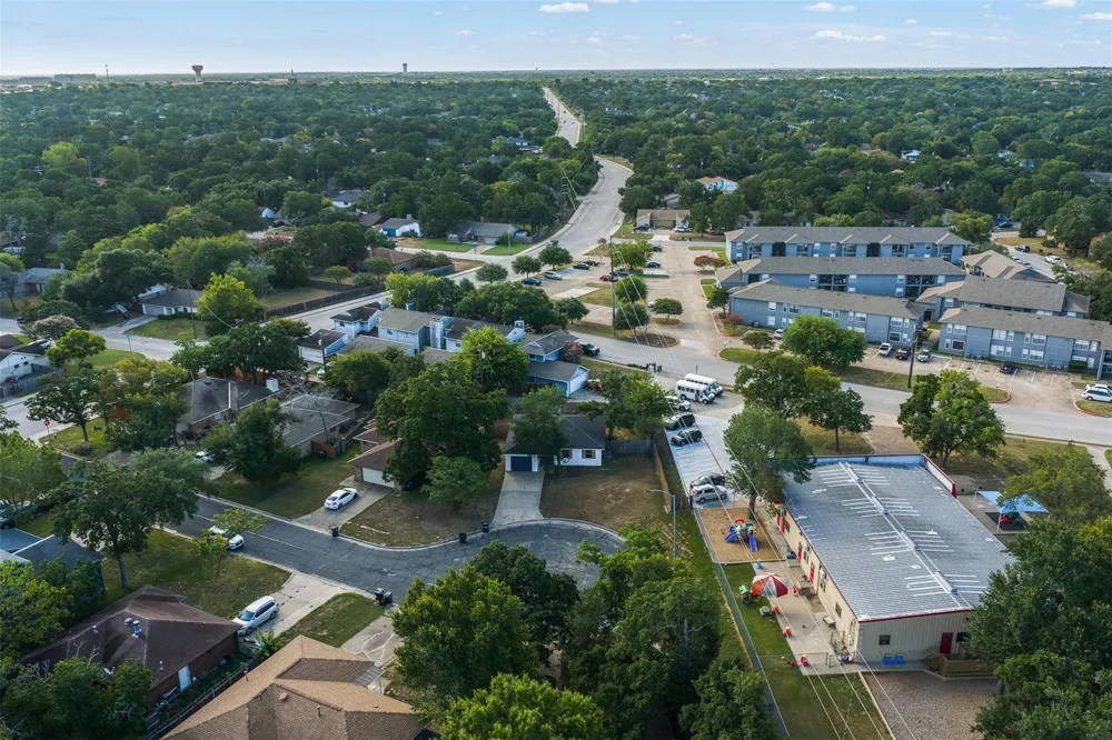 1000 Laredo Court College Station, TX 77845