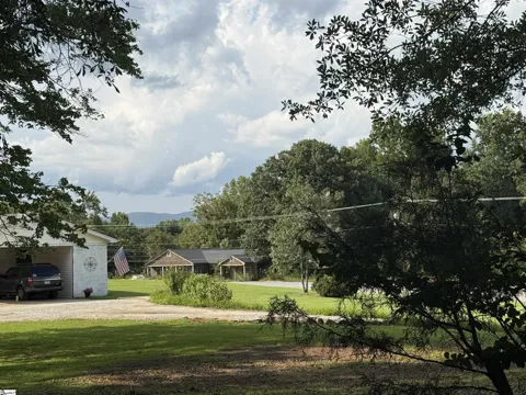 3407 Geer Highway
