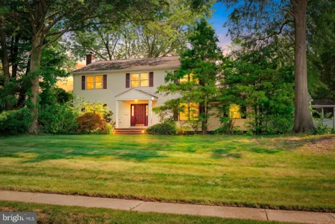 22 WOODS ROAD