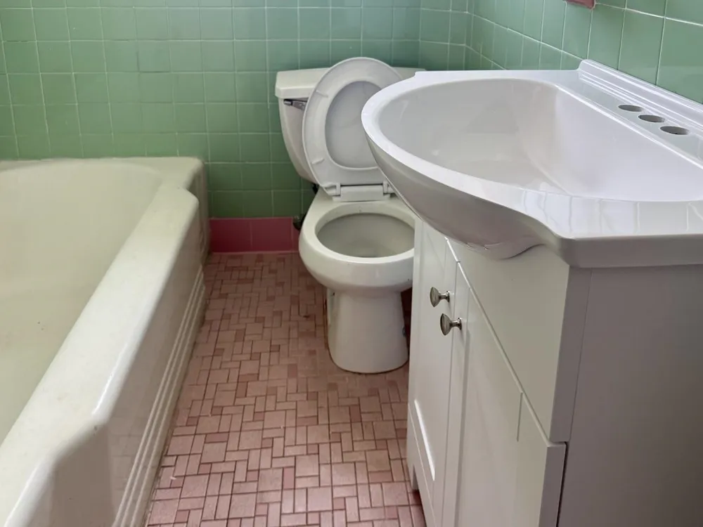 157 AVENUE C Bayonne, NJ 07002