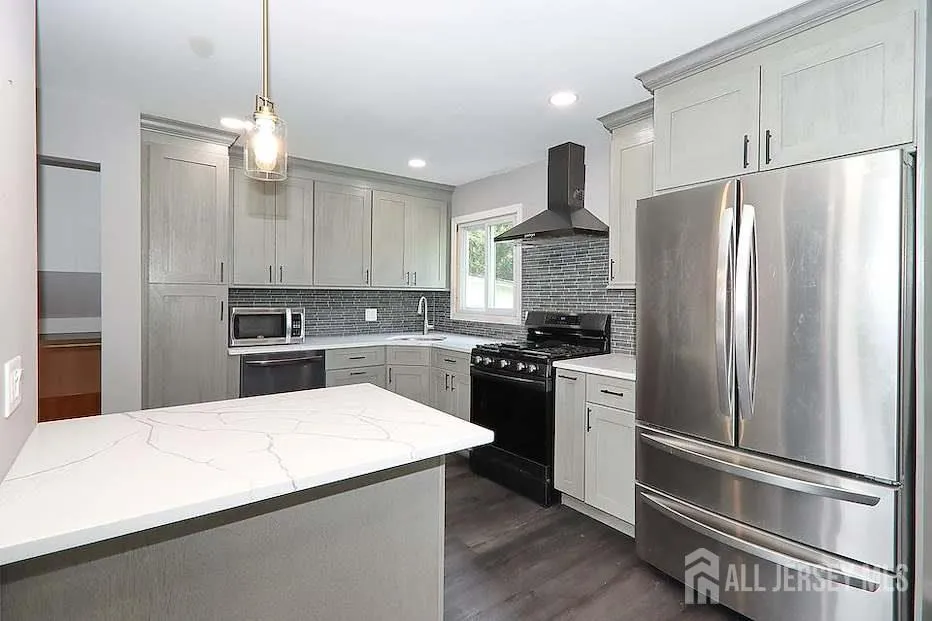 3328 Beverly Road South Plainfield, NJ 07080