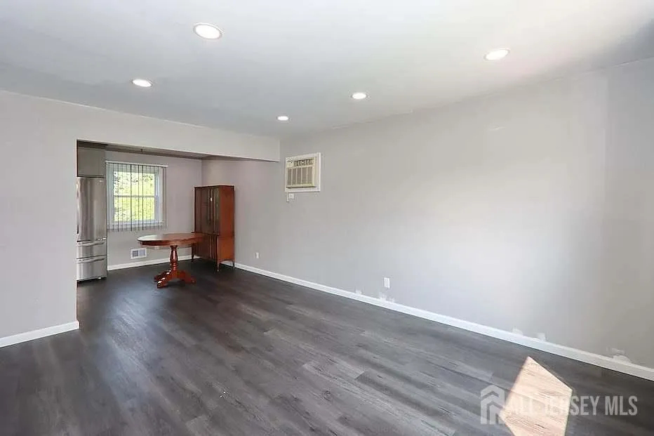 3328 Beverly Road South Plainfield, NJ 07080