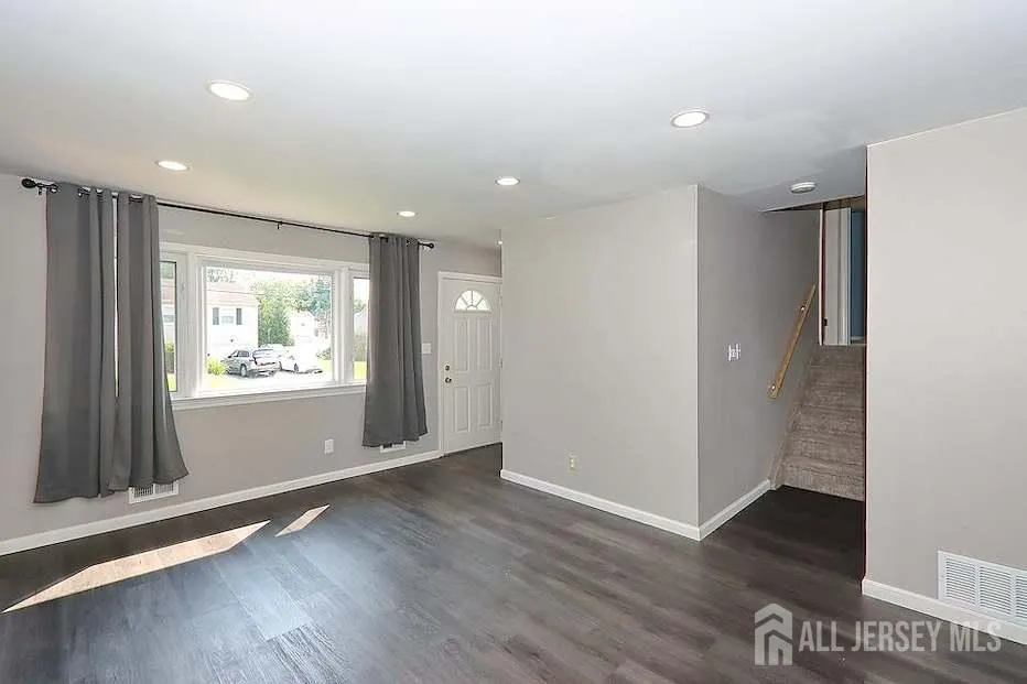 3328 Beverly Road South Plainfield, NJ 07080
