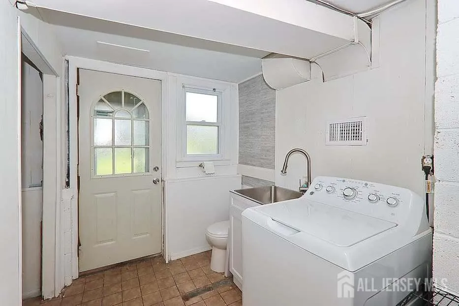 3328 Beverly Road South Plainfield, NJ 07080