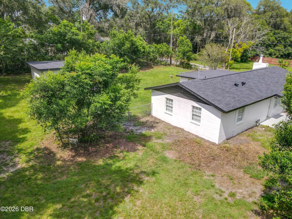303 Lake Gertie Road Deland, FL 32720