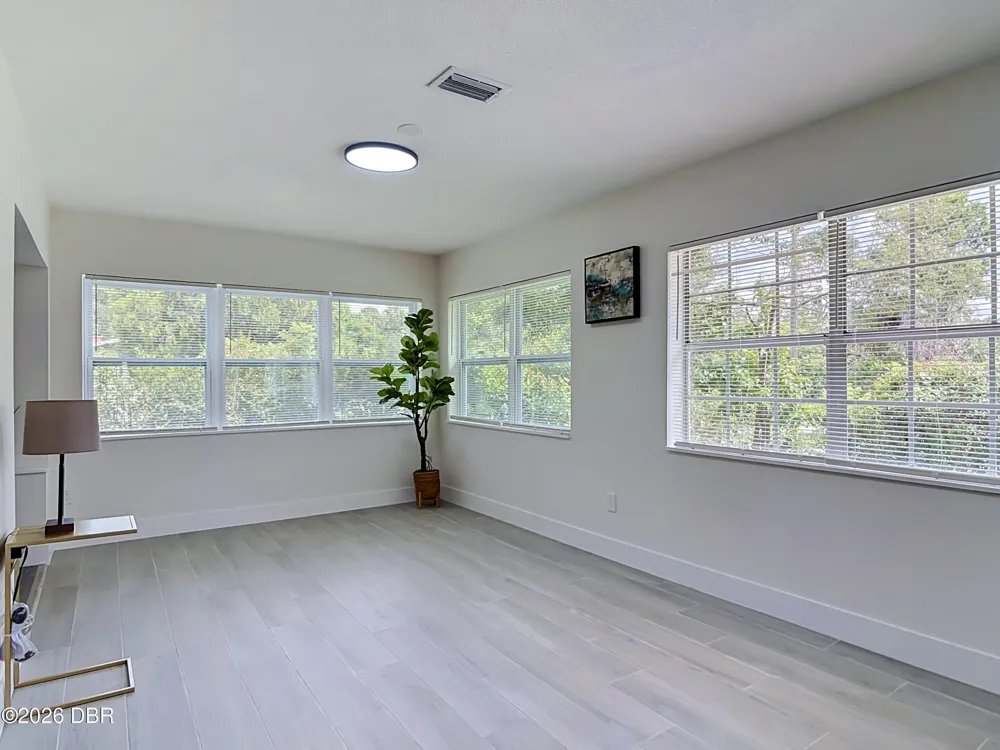 303 Lake Gertie Road Deland, FL 32720