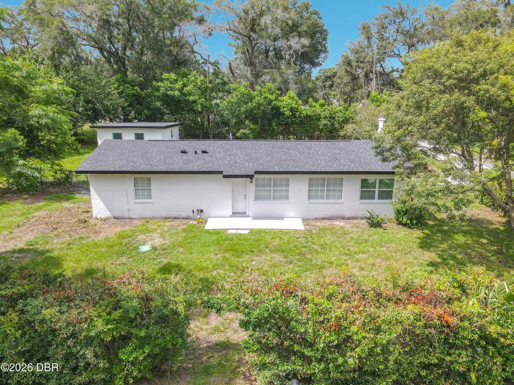 303 Lake Gertie Road Deland, FL 32720