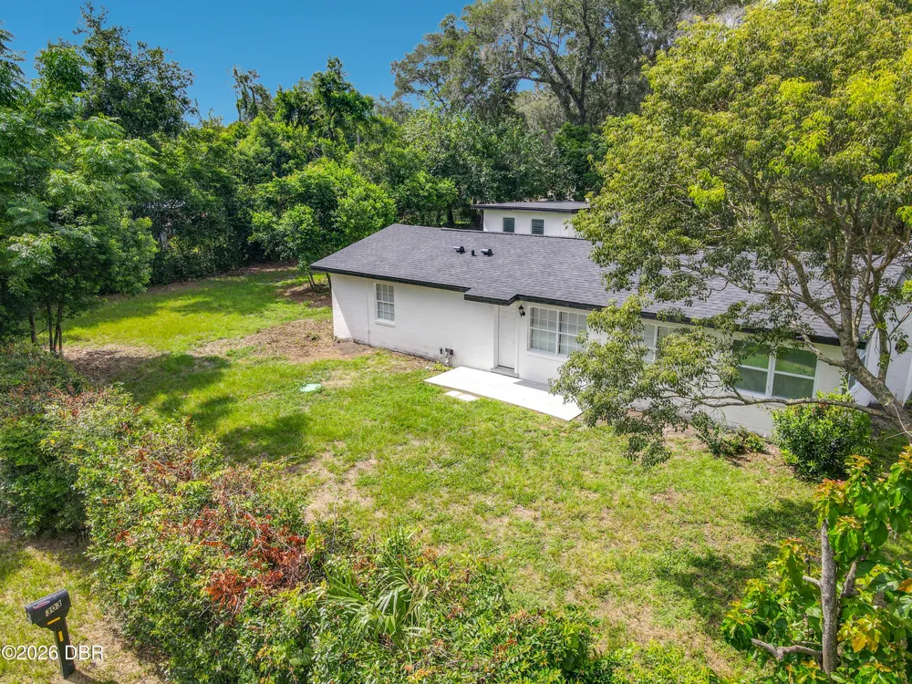 303 Lake Gertie Road Deland, FL 32720