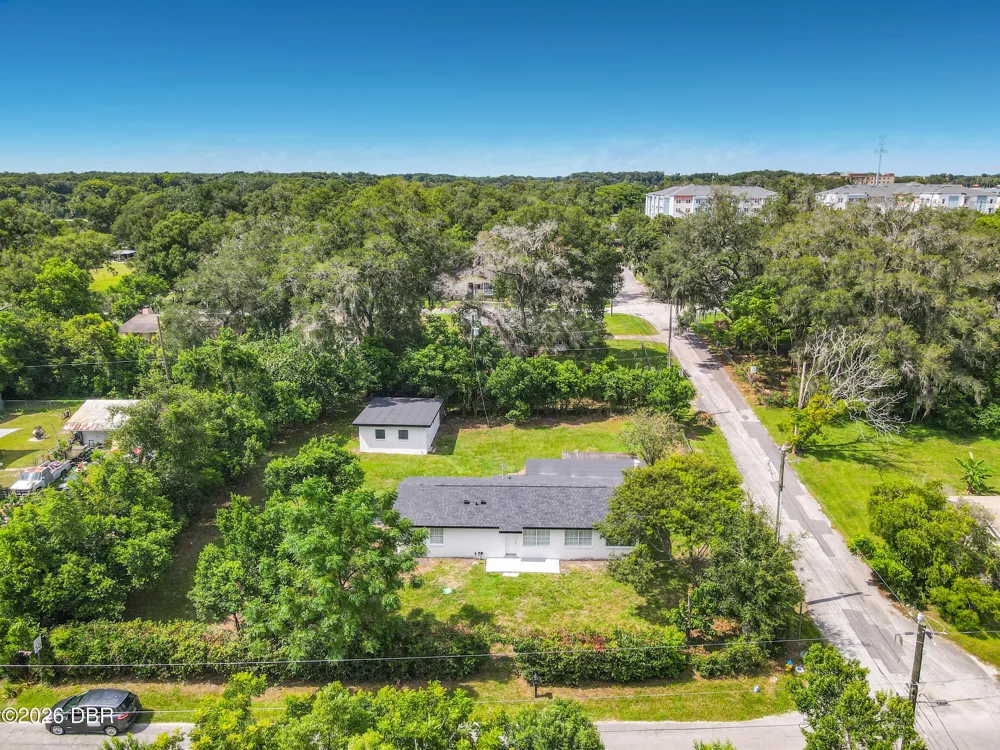 303 Lake Gertie Road Deland, FL 32720