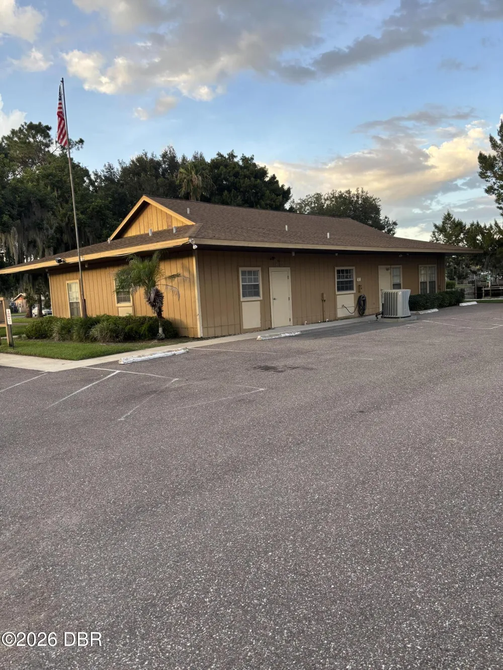 1640 Juno Trail #205-F Astor, FL 32102