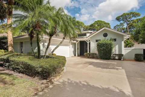 1018 CAROLINA CIRCLE SW