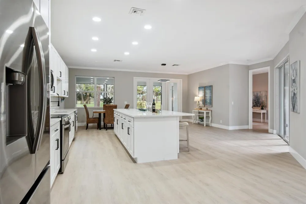 1018 CAROLINA CIRCLE SW Vero Beach, FL 32962