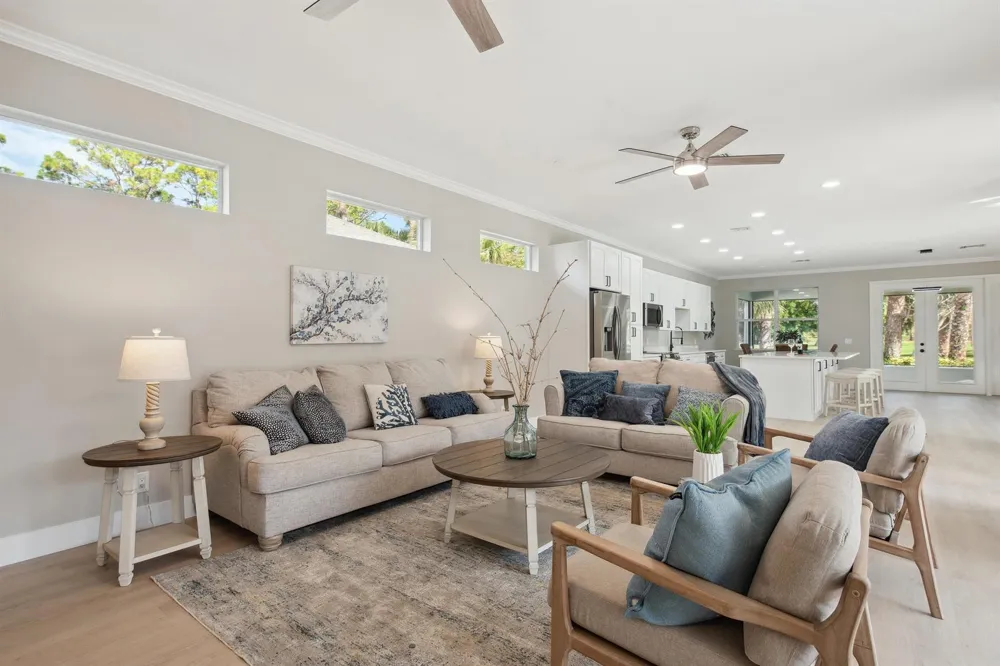 1018 CAROLINA CIRCLE SW Vero Beach, FL 32962