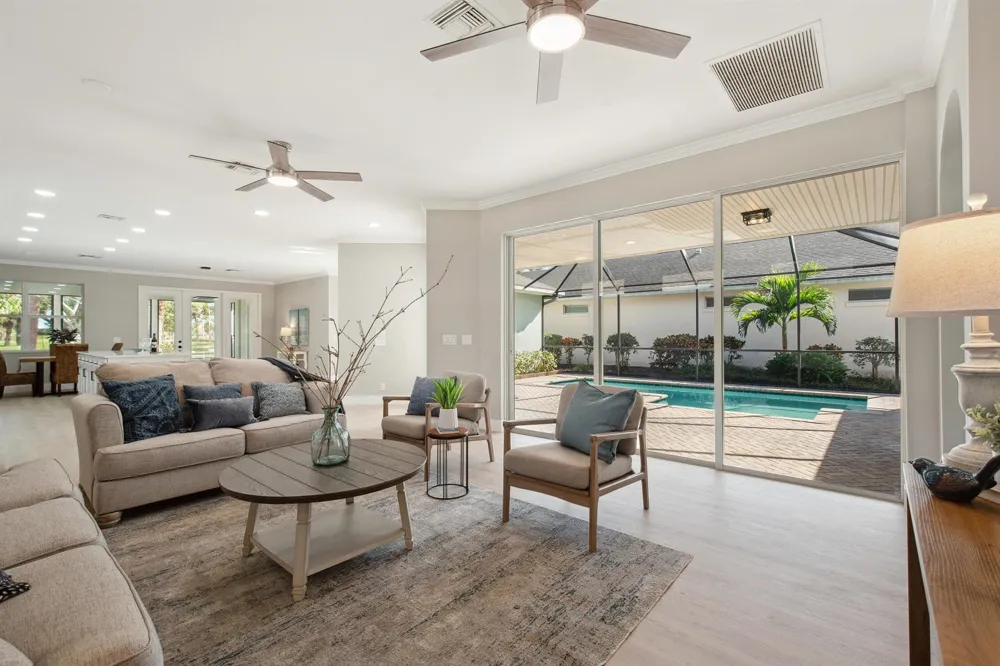 1018 CAROLINA CIRCLE SW Vero Beach, FL 32962