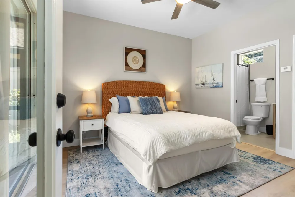 1018 CAROLINA CIRCLE SW Vero Beach, FL 32962
