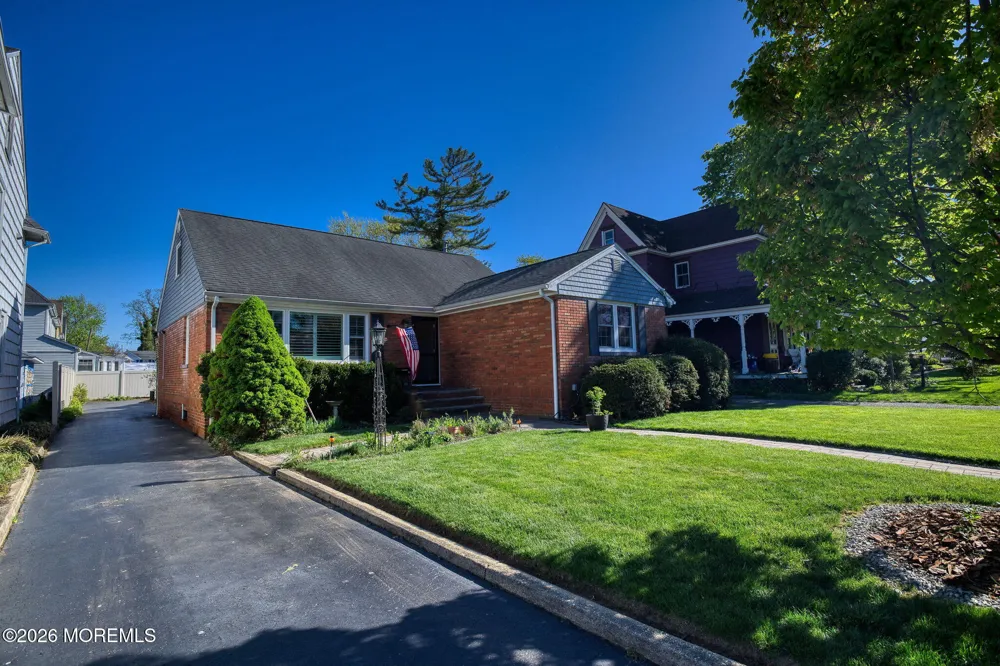 230 River Road Red Bank, NJ 07701