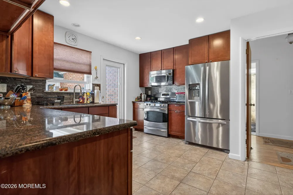 230 River Road Red Bank, NJ 07701