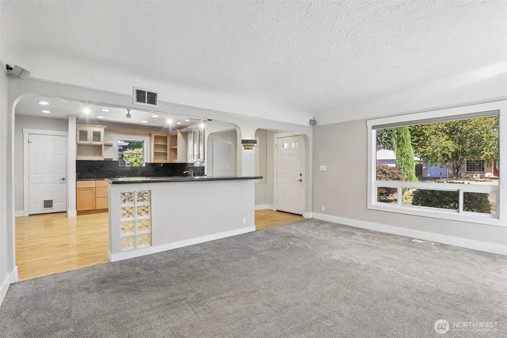 8407 Mt Olympus Avenue Vancouver, WA 98664