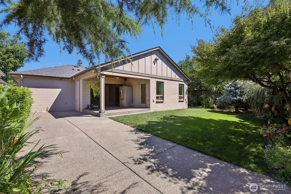 8407 Mt Olympus Avenue Vancouver, WA 98664