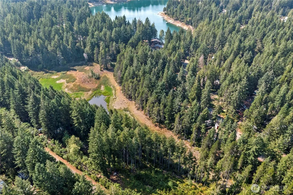 261 NE Circle Drive Tahuya, WA 98588