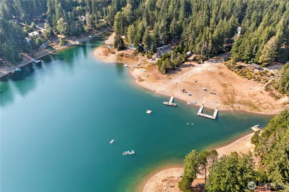 261 NE Circle Drive Tahuya, WA 98588