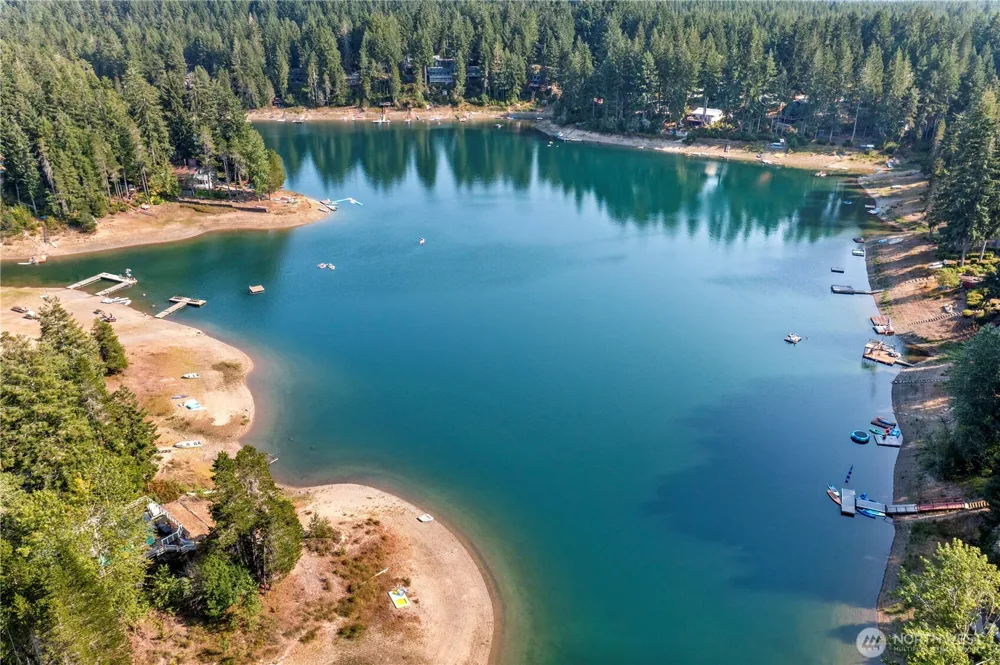 261 NE Circle Drive Tahuya, WA 98588