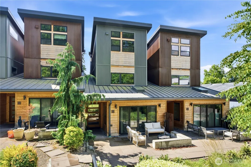 10323 NE 189th St #B Bothell, WA 98011