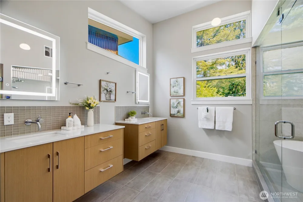 10323 NE 189th St #B Bothell, WA 98011