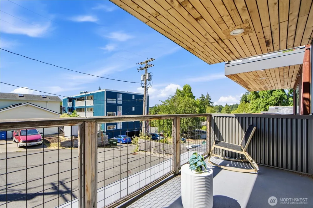 10323 NE 189th St #B Bothell, WA 98011