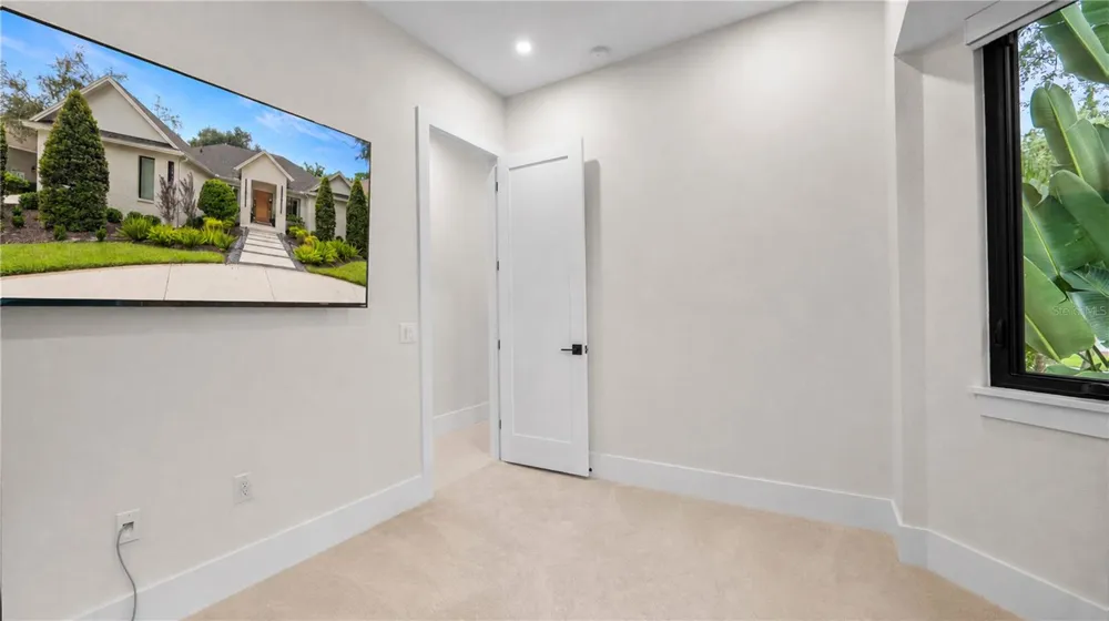 2415 NEVADA ROAD Lakeland, FL 33803