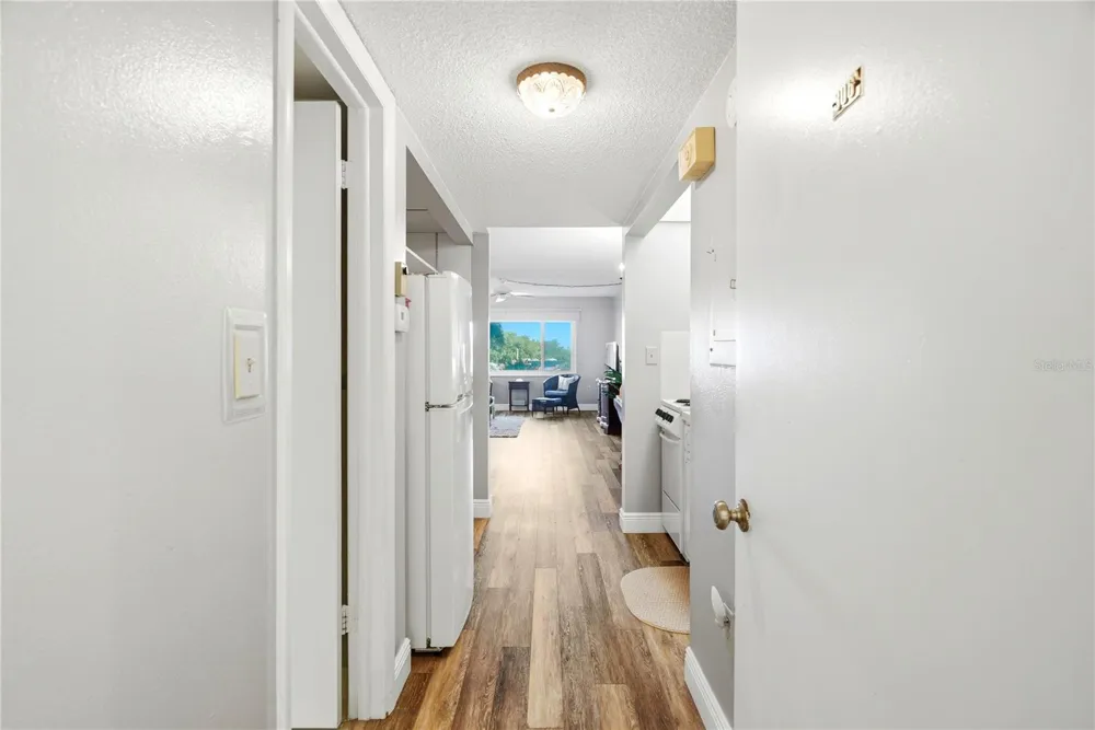 4725 COVE CIRCLE #306 St Petersburg, FL 33708