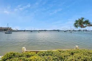 4725 COVE CIRCLE #306 St Petersburg, FL 33708