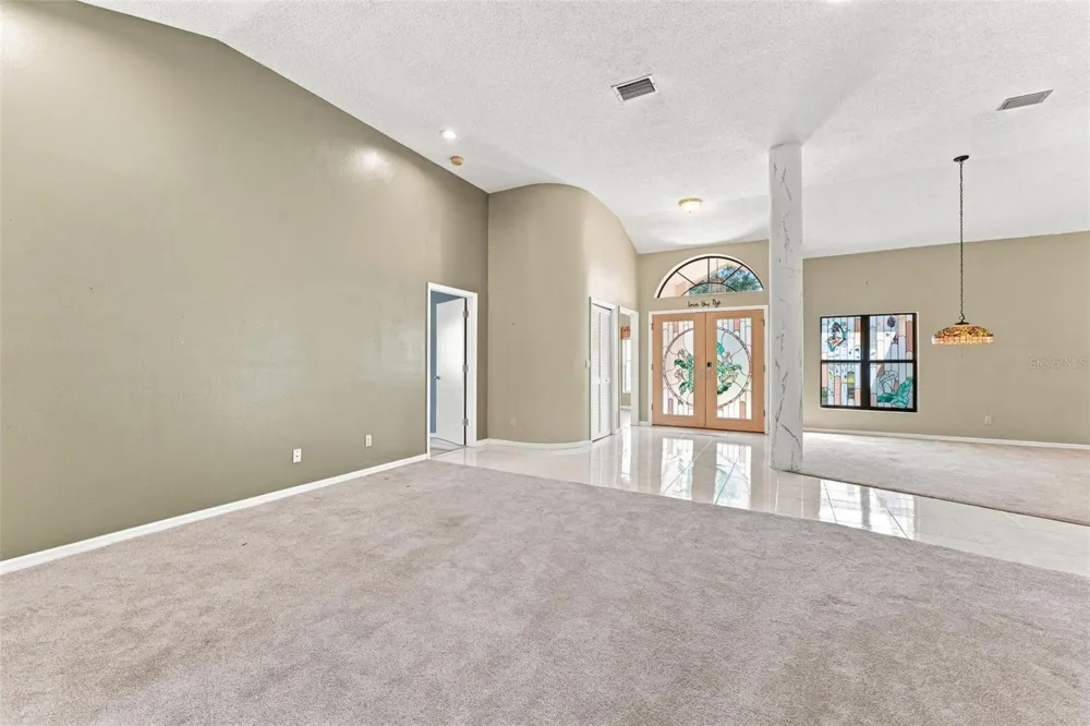 15923 ELLSWORTH DRIVE Tampa, FL 33647