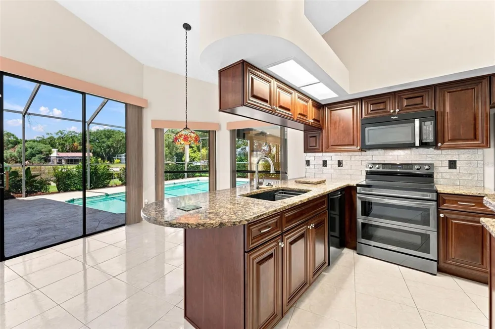 15923 ELLSWORTH DRIVE Tampa, FL 33647